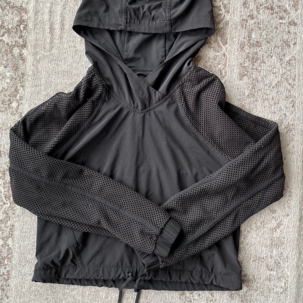 Lululemon cropped sweat hoodie